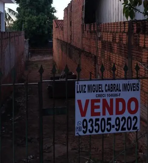 CASA A VENDA: PRES. BERNARDES - SP, CENTRO
